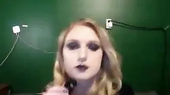 kiaranuka tearing her tender pussy