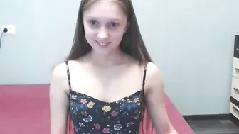 emily_lovely Sweet stuff jerking off with sex toys