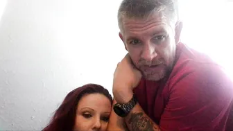 blowshow82 spectacled babe masturbates cunt