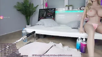 hayleex sexy chick gets cum on face