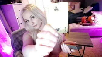 xo_morgan hot latina fucks dildo