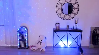 missbella__ busty slut masturbates vagina