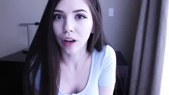 perfectview beautiful  cam girl  plays with sex toy