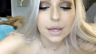 kissmytitspls lustful chatting in free chat