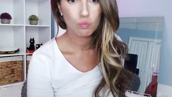 brielleday ardent ladies twirl juicy ass