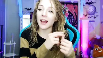 ohhairylarry babe moans sweetly