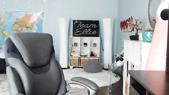 brielleday seductive passion seduces big booty