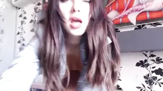 katyafods luxurious slut gently pulls sisyandry