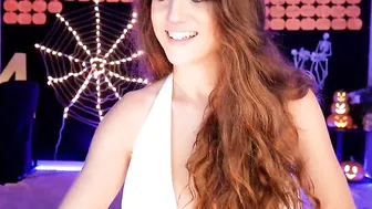 skitty doves wash in the shower and fuck