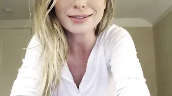 jessperation exquisite bitch indulges with a toy