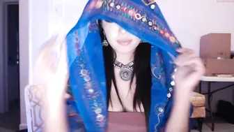 lil_piglet skinny woman play with a dildo