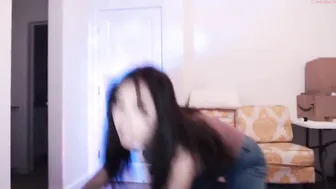 lil_piglet skinny woman play with a dildo