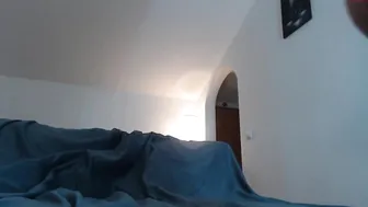 tralalabala busty chick talks in french