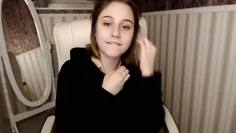 coyeva naughty bitch jerking shaved pussy