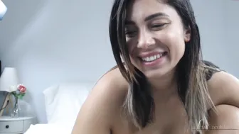 sexycreolyta4u naughty prankster fucks herself in the ass