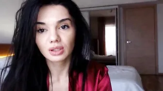 ASassyCassie mature babe jerks both holes