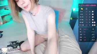 Yuhiko aka -FruityAnpan- hot slut pulls pussy