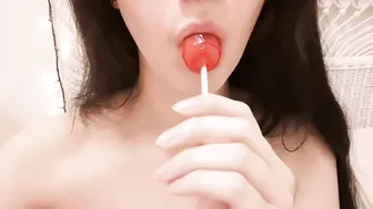 lilli lovedoll appetizing mare jerking her pussy with a phallus