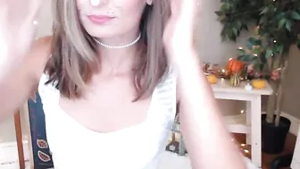 ella_xo  recording 26.09.2019