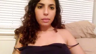 sf0011  slutty blonde fucks shaved cunt