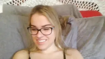 mila_saunders  ticket show 12.09.2019