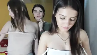 dirtygirls99  teen black-haired chick talks coquettishly on camera