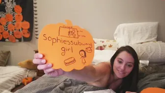 sophie_fennec  huge tits and greedy cap