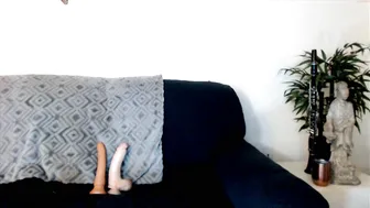 whaaaaaaaat  impressive girls show pussies