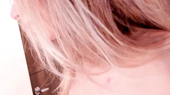 newmollybrooke  desired chick caresses juicy holes