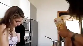 peacheekitty  hot blonde with big tits