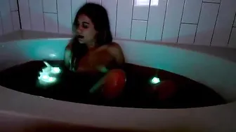 scout  sexy babes and masturbating pussy