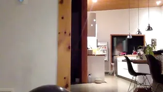 peacheekitty  gorgeous girl masturbates cunt