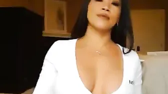 jade_lee  crazy confused caresses saggy tits