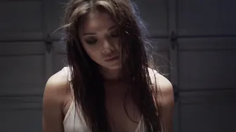 Ayumi Anime manyvids a little fun in the solo video