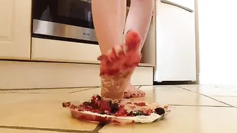 Brook Logan  manyvids glamor babe with tattoos treats dildo