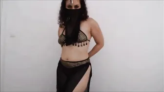 missarab  manyvids busty confused girl fucks cunt