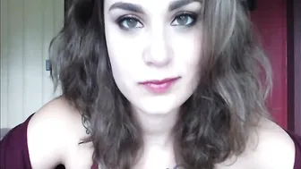 Nina Crowne manyvids the shrewd slut masturbates pussy with a phallus