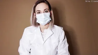 Nina Crowne manyvids big ass blonde in stockings twisting her ass