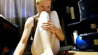 jenovakitty manyvids fingering whore hand