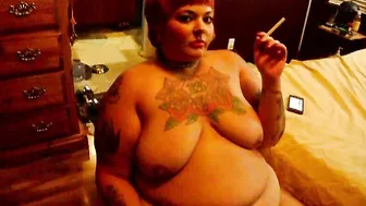 diamond lou manyvids gorgeous lady caresses shaved vagina