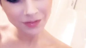 xbabygirlxxo manyvids busty whore jerks both holes