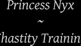 Queen Nyx manyvids erotically moves the body