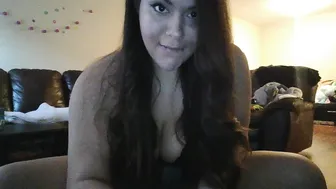 Ana Dhara manyvids beautiful brown-haired woman fingering her pussy