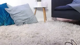 caireen  manyvids gorgeous slut shows big ass