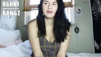 Bunni Bangz  manyvids the stubborn tigress relaxes in all ways.