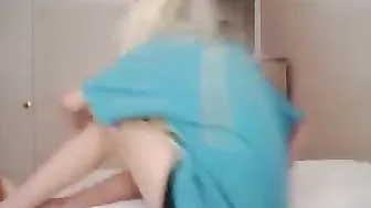 jennagargles Crazy chicks and show shaved holes