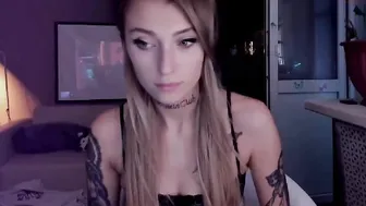 bitch_dontkillmyvibe sexy babe