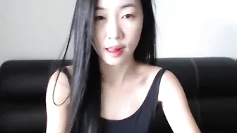 asiantabbyx sucking rubber phallus