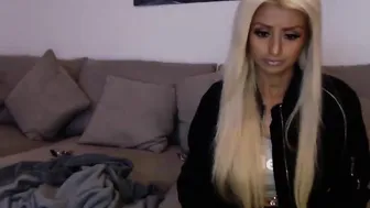 roxando Juicy shlendra masturbating cunt