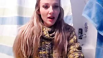 Zeta_bb manyvids lustful brunette sucking dick